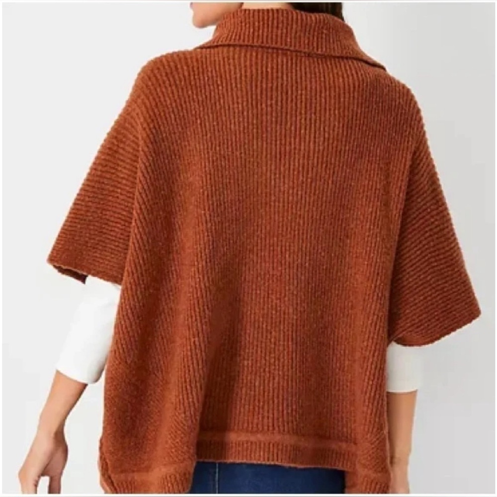 Ann Taylor Ribbed Zip Poncho Sweater Size XS/S
Wool Blend - Picture 4 of 10